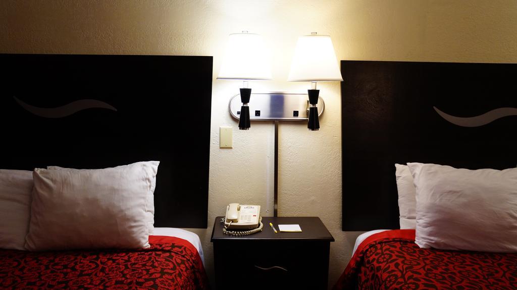 Days Inn Kansas City-Worlds Of Fun ห้อง รูปภาพ