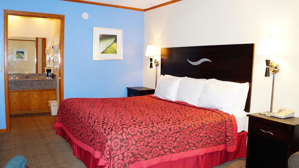 Days Inn Kansas City-Worlds Of Fun ห้อง รูปภาพ